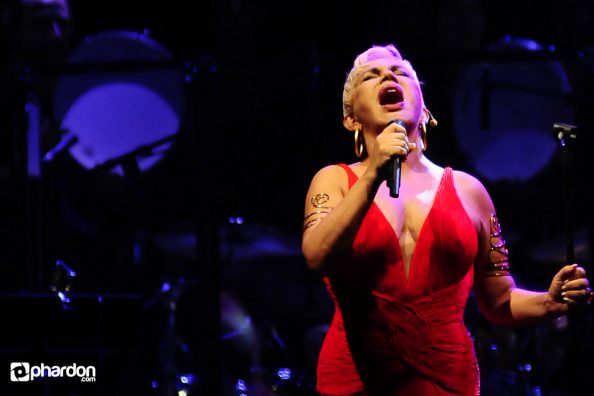 Sezen Aksu Concert Kurucesme Arena Event Photos